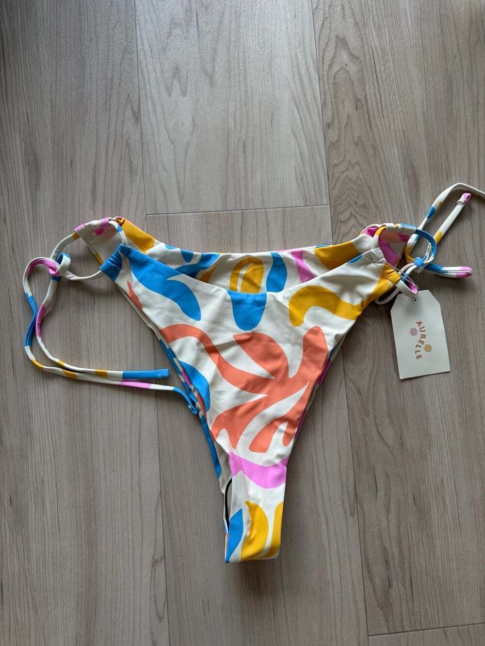 Aurelle Swim NWT Abstract Multicolor Tie-Side Bikini Bottom